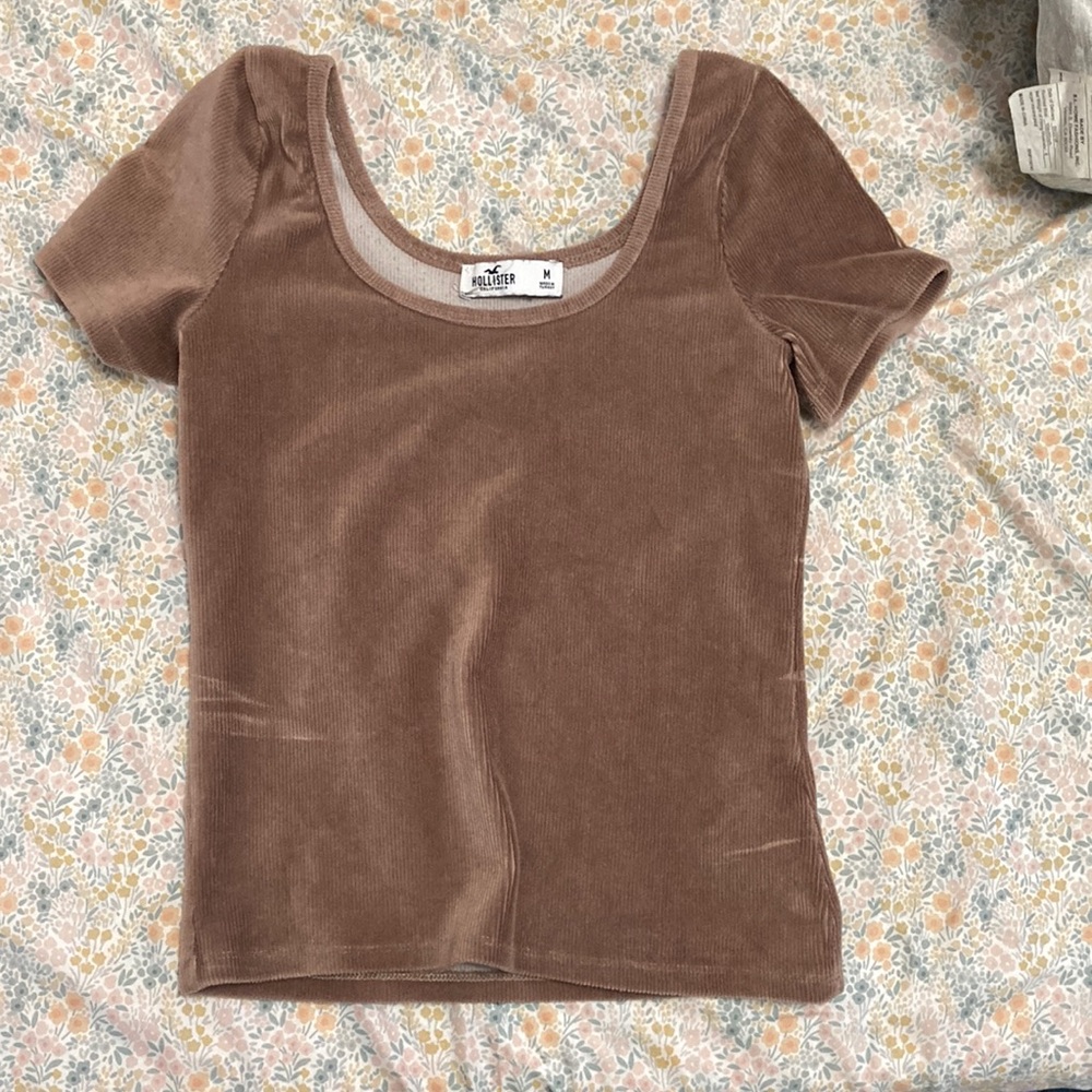 Hollister velvet brown shirt
